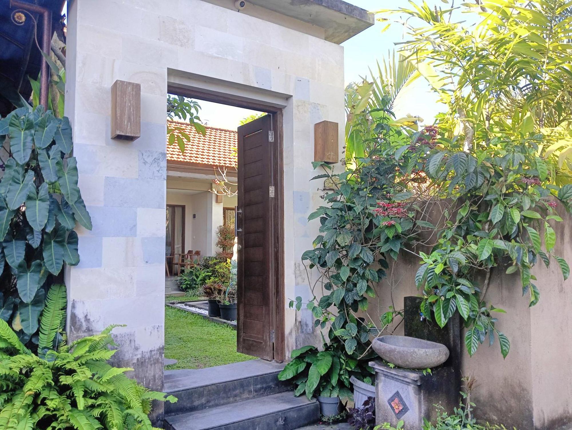 Kama Ayu Bungalow Ubud Exteriör bild